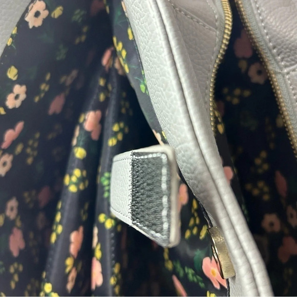 Milkmaid Goods Gray Diaper Bag Tote w/ Changing Pad – Baby Bag OS - Picture 9 of 14